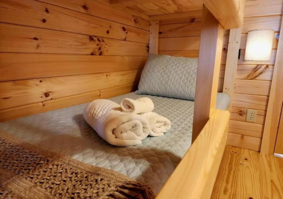 Water View Cabin Near North Topsail Beach Sneads Ferry المظهر الخارجي الصورة