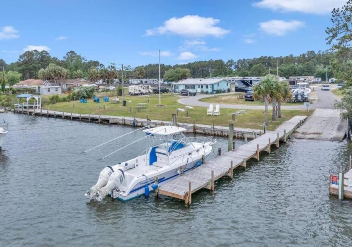 Water View Cabin Near North Topsail Beach Sneads Ferry المظهر الخارجي الصورة